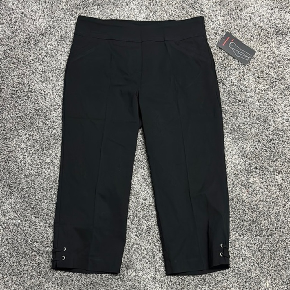 Black Cropped Pants with Button Detail